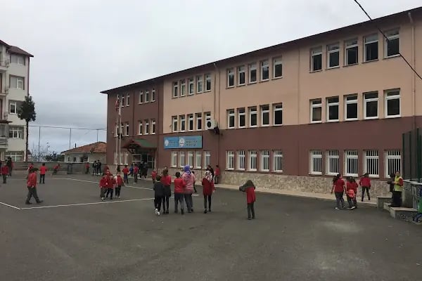 Şehit Engin Saraç İlkokulu - Resim 2