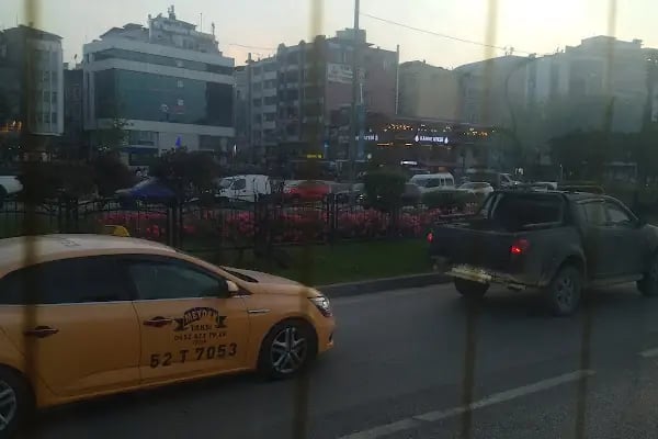 Akçaabat Minibüs Durağı - Resim 6