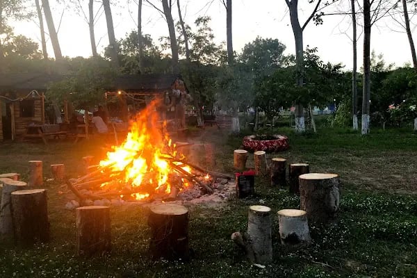 Salaş Kamp Alanı ve Restaurant Kiyikoy - Resim 4