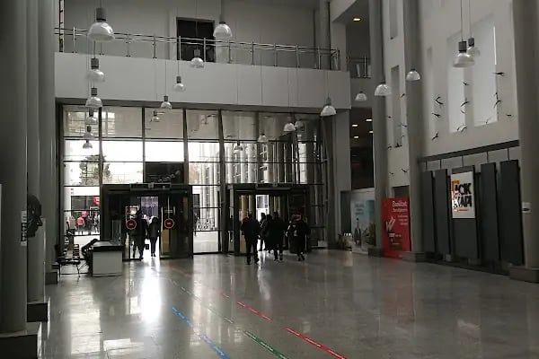 İstanbul Valiliği İl Nüfus Ve Vatandaşlık Müdürlüğü - Resim 3