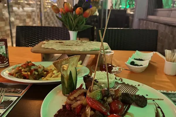 Sherlock Holmes Restaurant Cafe Bar Alanya Turkey - Resim 14