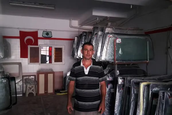 VELİ OTO CAM ANAMUR - Resim 3