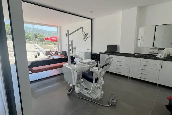 Özel Dentaline Ağız ve Diş Sağlığı Polikliniği - Resim 1