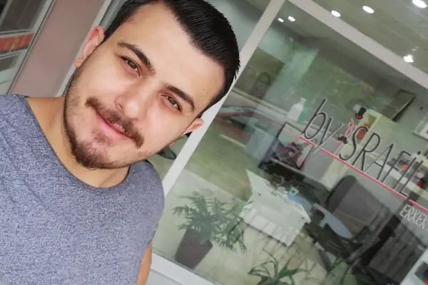 İSRAFİL AVCI Hair Design Studio - Resim 13