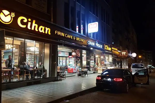 Cihan Cafe Bistro - Resim 3