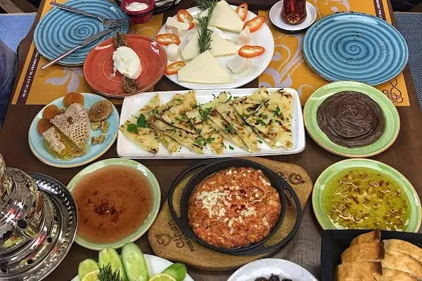 Cihan Cafe Bistro - Resim 10