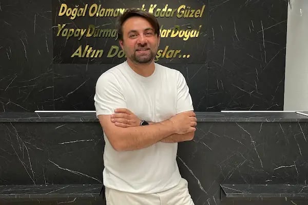 Uzm. Dr. Erol Özan Dermatoloji (Fraksiyonel Lazer | Botox | Dövme Silme | Dysport | Burun, Dudak, Göz Altı Işık Dolgusu) - Resim 9