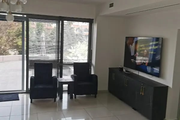 Uzm. Dr. Erol Özan Dermatoloji (Fraksiyonel Lazer | Botox | Dövme Silme | Dysport | Burun, Dudak, Göz Altı Işık Dolgusu) - Resim 5