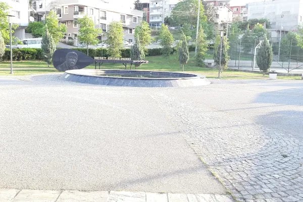 Neşet Ertaş Parkı - Resim 13