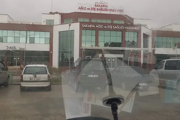 Sakarya Ağız ve Diş Sağlığı Hastanesi - Resim 19
