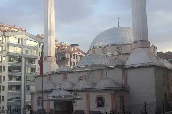 Yakacık Cami - Resim 17