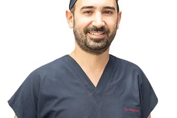 Op. Dr. Kenan Akbaş, Plastik rekonstrüktif ve estetik cerrahi - Resim 1