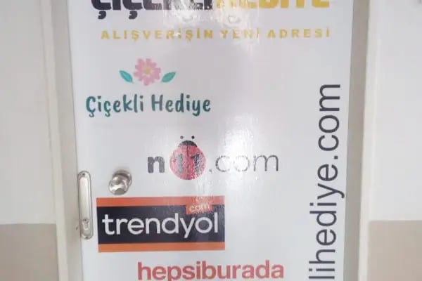 Çiçekli Hediye - Resim 2