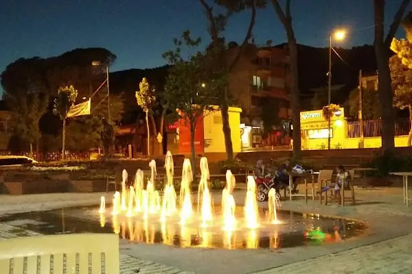 Bayındır Belediye Parkı - Resim 12