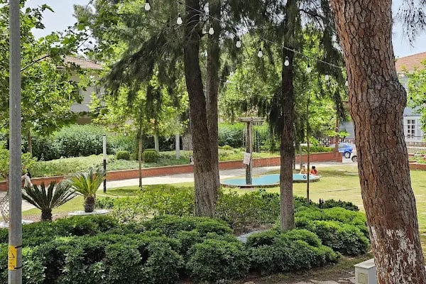 Bayındır Belediye Parkı - Resim 4
