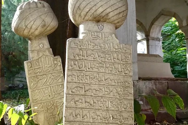 Devlet Hatun Türbesi - Resim 8