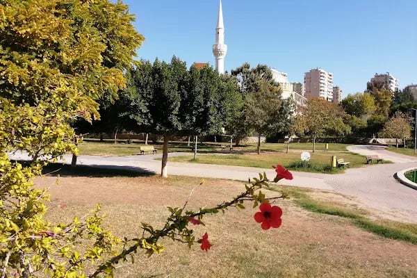 Akın Özdemir Parkı - Resim 4