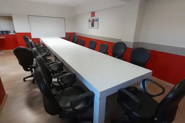 Üsküdar Amerikan Kültür Dil Okulu - Resim 12