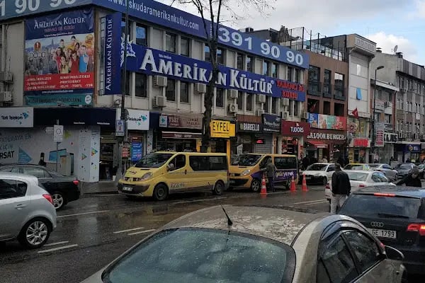 Üsküdar Amerikan Kültür Dil Okulu - Resim 8