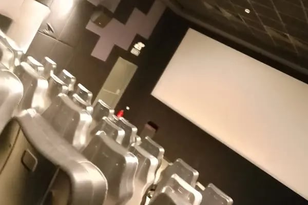 Cinens Sinemaları Sakarya Cadde54 - Resim 12