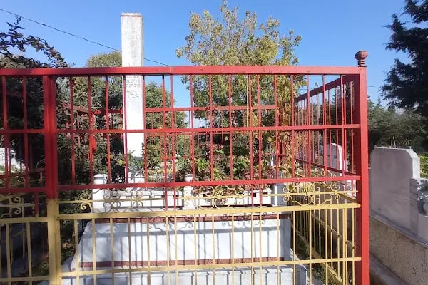 Gazi Mezarlığı - Resim 15