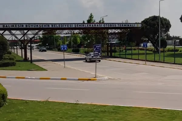 Balıkesir Şehirlerarası Otobüs Terminali - Resim 9