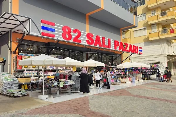 82 Sali Pazari - Resim 10