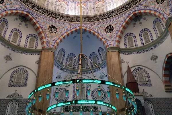 Göztepe Merkez Cami - Resim 3
