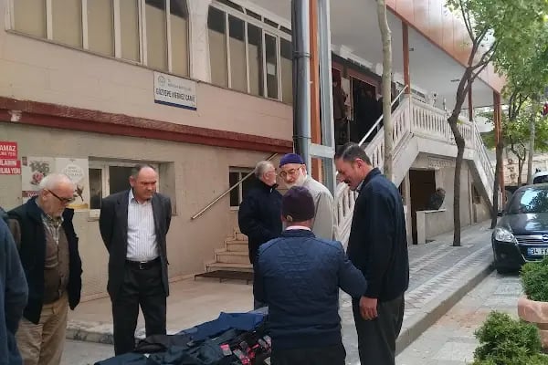 Göztepe Merkez Cami - Resim 12