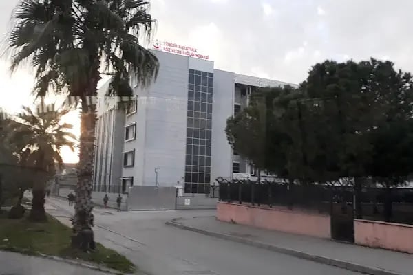 Yüreğir Karșıyaka Ağız Ve Diş Sağlığı Merkezi - Resim 16