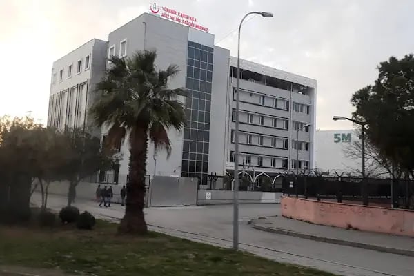 Yüreğir Karșıyaka Ağız Ve Diş Sağlığı Merkezi - Resim 4
