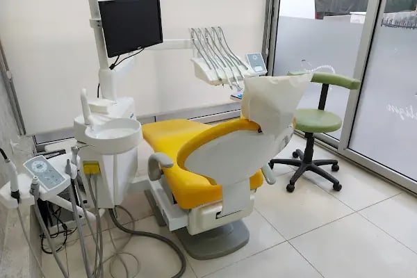İzmir Dentalizm Ağız ve Diş Sağlığı Polikliniği, Diş Hekimliği - Resim 5