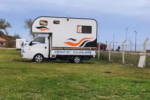 Karacabey Yeniköy Karavan ve Kamp Alanı - Resim 19