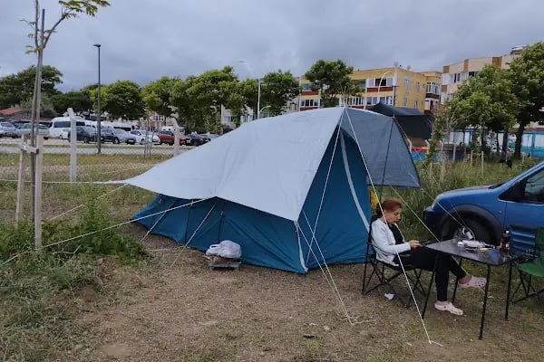 Karacabey Yeniköy Karavan ve Kamp Alanı - Resim 3