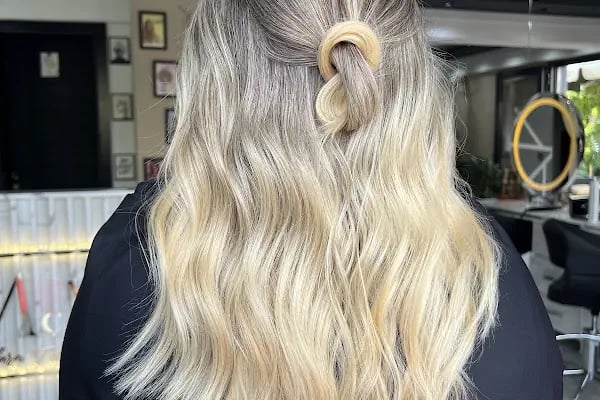 Mahir çalışkan hair expert - Resim 13