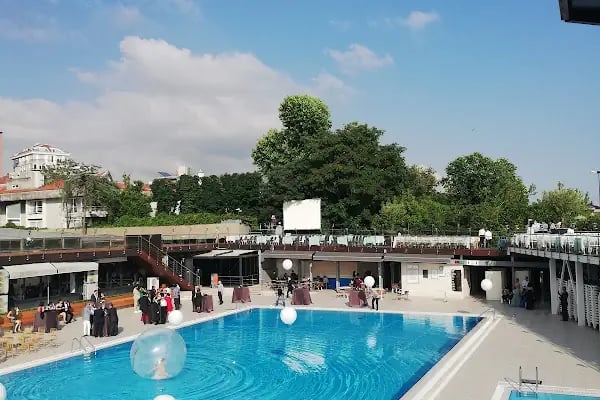 Büyük Kulüp Derneği - Resim 2