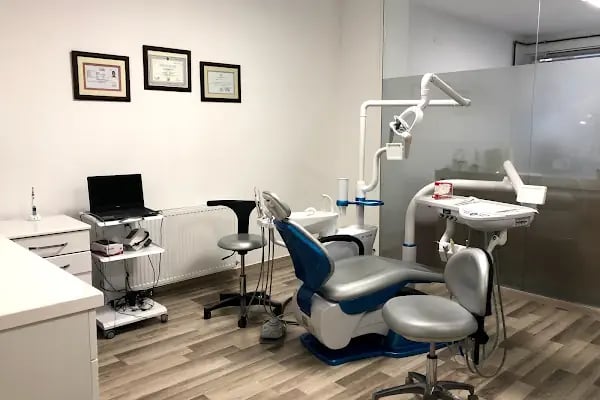 Özel Akyurt Ağız ve Diş Sağlığı Polikliniği - Resim 2