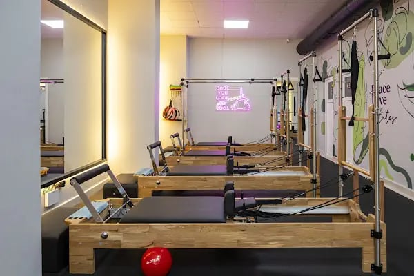 The Dream Pilates Kurtuluş / Göçmen Konutları - Resim 20