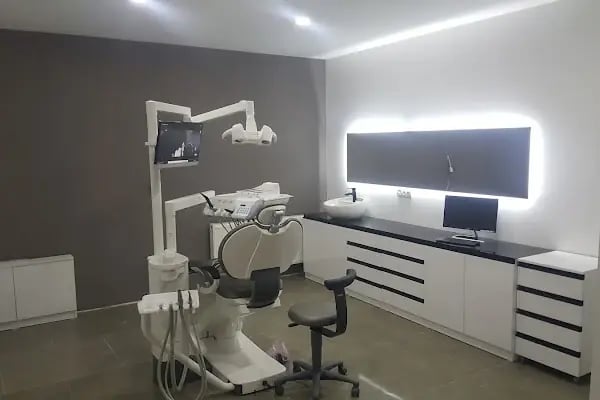 Hayal Ağız ve Diş Sağlığı Polikliniği - Resim 7