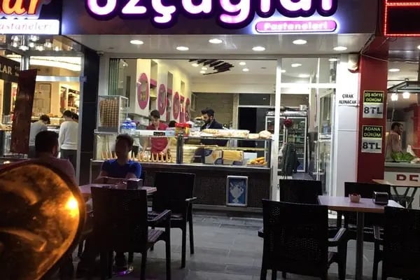 ÖZÇAĞLAR Pastaneleri - Resim 7