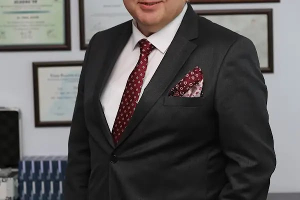Op.Dr.Ünal Şahin - Plastik Cerrah | Burun Estetiği | Meme Estetiği | Liposuction | Dudak Dolgusu I Botoks - Resim 13