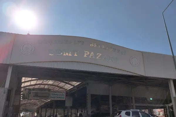 Döşemealtı Kapalı Pazar Yeri - Resim 2