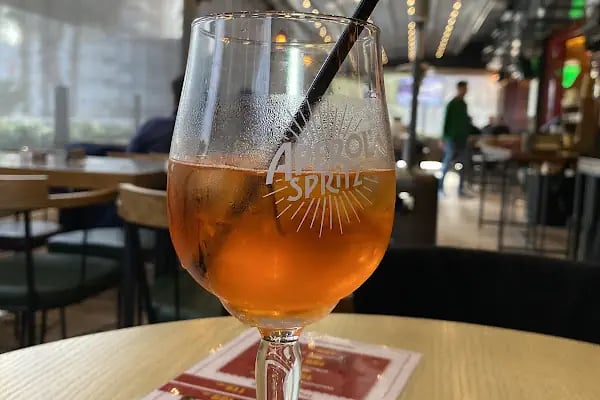 Boomers Gastro Pub - Resim 6