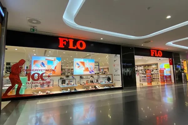 FLO Levent Özdilekpark AVM Mağazası - Resim 2