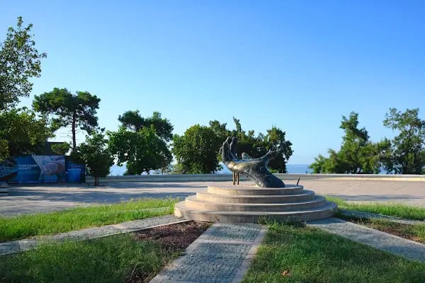 Karaaalioğlu Parkı Batı Seyir Terası - Resim 18