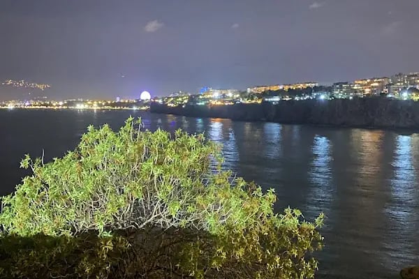 Karaaalioğlu Parkı Batı Seyir Terası - Resim 17