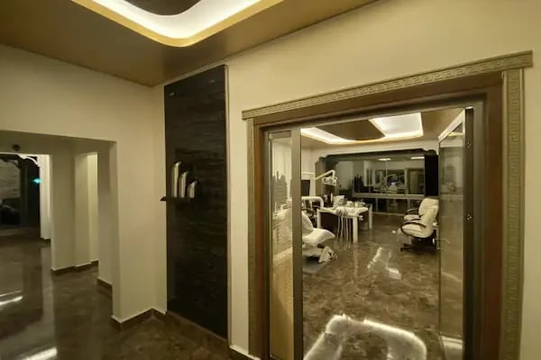ÇENE CERRAHİSİ UZMANI DR KORHAN KÜÇÜK LAZER İMPLANT CERRAHİ UYGULAMA MERKEZİ - Resim 6