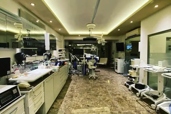 ÇENE CERRAHİSİ UZMANI DR KORHAN KÜÇÜK LAZER İMPLANT CERRAHİ UYGULAMA MERKEZİ - Resim 15