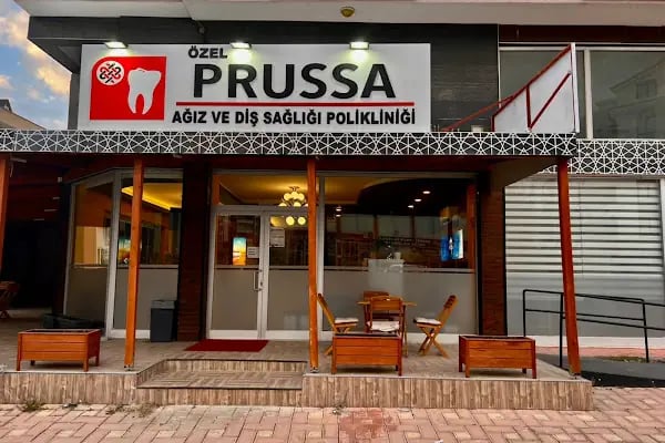 ÖZEL PRUSSA AĞIZ VE DİŞ SAĞLIĞI POLİKLİNİĞİ - DEMİRCİ - Resim 5