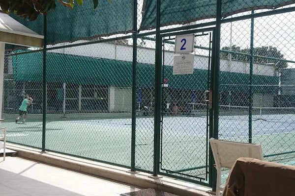 Büyük Kulüp Tenis Kortları - Resim 4